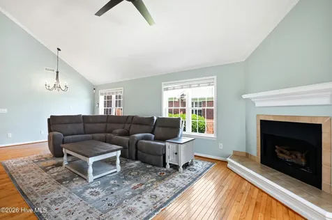702 Tiara Drive Wilmington NC 28412