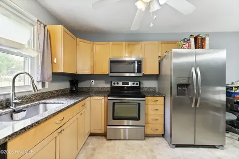 101 Gray Fox Road Havelock NC 28532