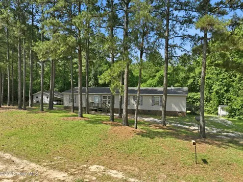 310 Maysville Lane Tar Heel NC 28392