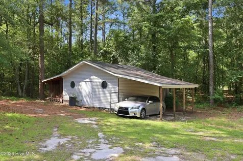 310 Maysville Lane Tar Heel NC 28392