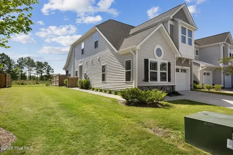 7426 Springwater Drive Wilmington NC 28411