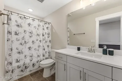 7426 Springwater Drive Wilmington NC 28411