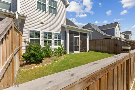 7426 Springwater Drive Wilmington NC 28411