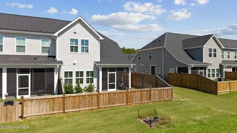 7426 Springwater Drive Wilmington NC 28411