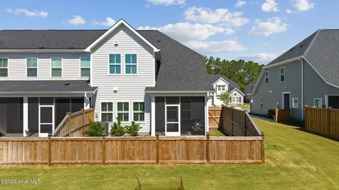 7426 Springwater Drive Wilmington NC 28411