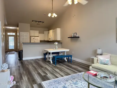 5006 Carleton Drive Wilmington NC 28403