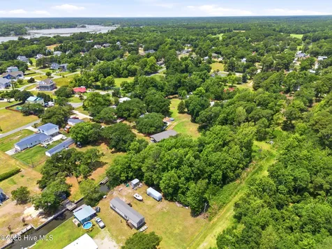 230 Bermuda Drive Hampstead NC 28443