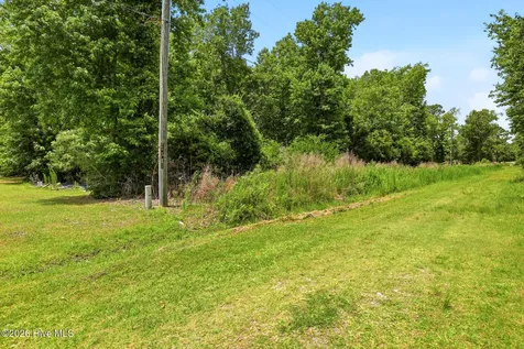 230 Bermuda Drive Hampstead NC 28443