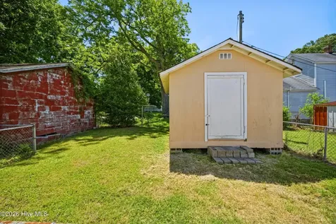 804 2nd Street Elizabeth City NC 27909