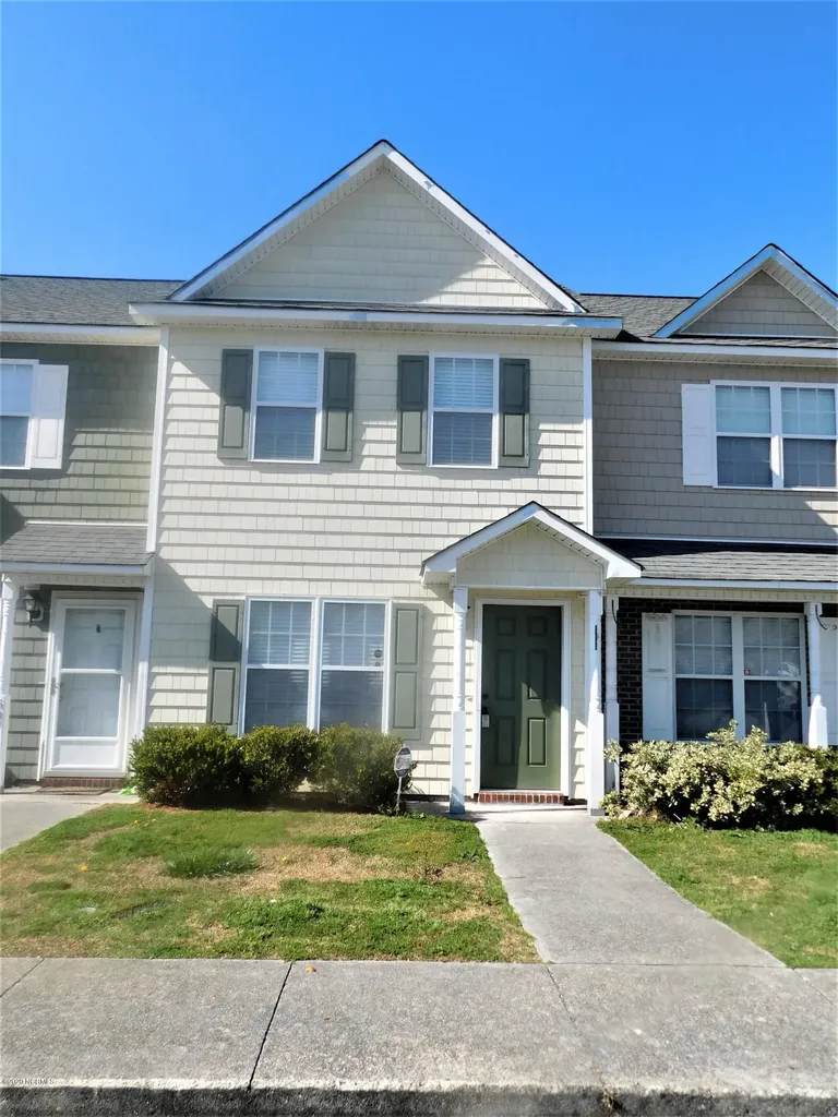 609 Streamwood Drive Jacksonville NC 28546