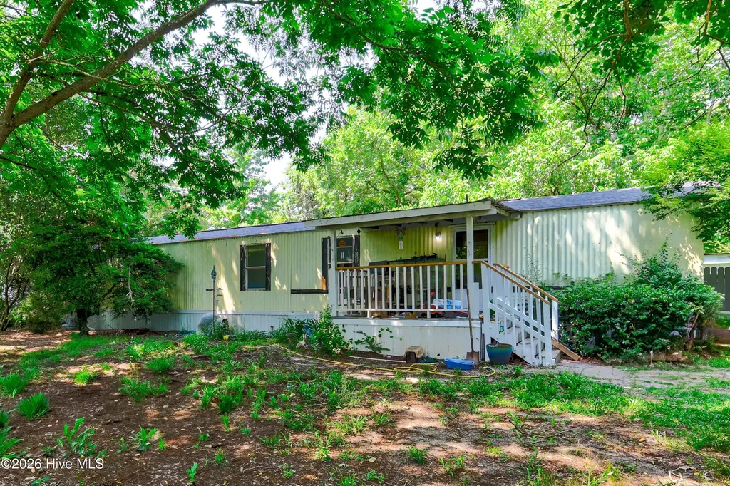 315 Messer Loop Road Burgaw NC 28425