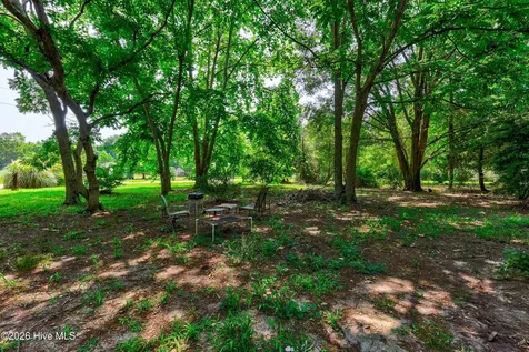 315 Messer Loop Road Burgaw NC 28425