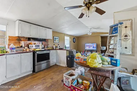 315 Messer Loop Road Burgaw NC 28425
