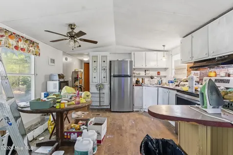 315 Messer Loop Road Burgaw NC 28425