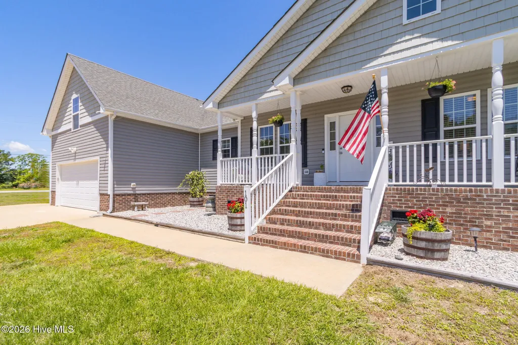 101 Doxey Creek Road Currituck NC 27929