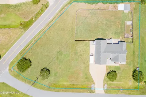 101 Doxey Creek Road Currituck NC 27929