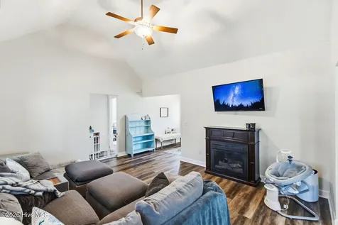 101 Doxey Creek Road Currituck NC 27929