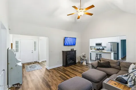 101 Doxey Creek Road Currituck NC 27929