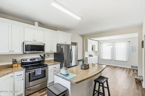 101 Doxey Creek Road Currituck NC 27929