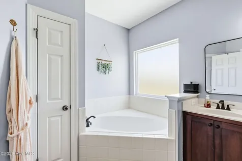 101 Doxey Creek Road Currituck NC 27929