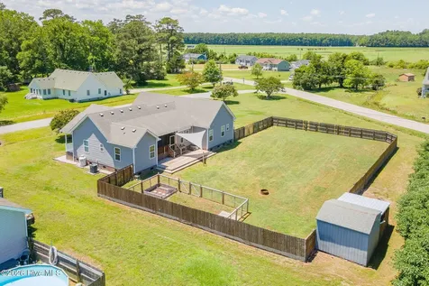 101 Doxey Creek Road Currituck NC 27929