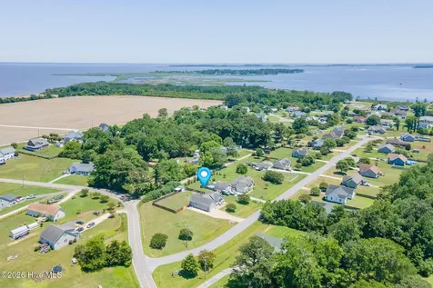 101 Doxey Creek Road Currituck NC 27929