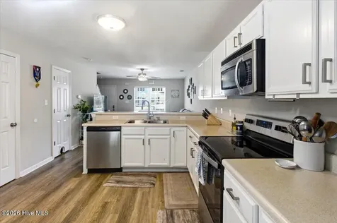 8006 Banister Loop Jacksonville NC 28546