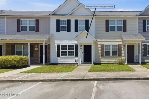 8006 Banister Loop Jacksonville NC 28546
