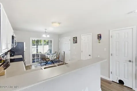 8006 Banister Loop Jacksonville NC 28546