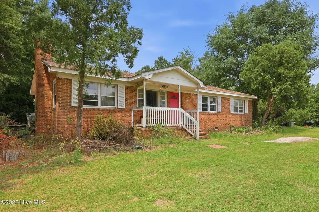46 Gainsborough Lane Cameron NC 28326