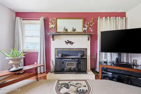 46 Gainsborough Lane Cameron NC 28326