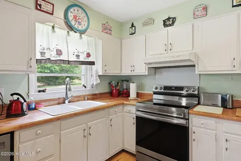 46 Gainsborough Lane Cameron NC 28326