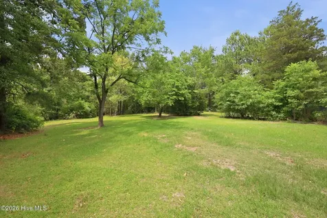 46 Gainsborough Lane Cameron NC 28326