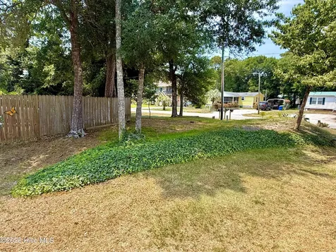 316 Fairview Drive Emerald Isle NC 28594