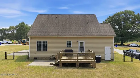 912 E Birchwood Drive Nashville NC 27856