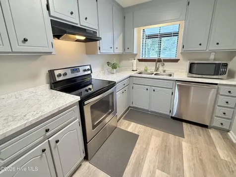 2191 Fox Run Drive Kinston NC 28504