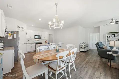 2000 Minnette Circle New Bern NC 28562