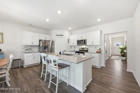 2000 Minnette Circle New Bern NC 28562