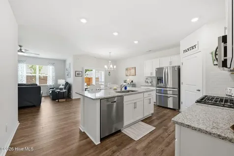 2000 Minnette Circle New Bern NC 28562