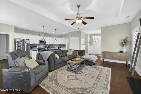 2236 Lakeside Circle Wilmington NC 28401