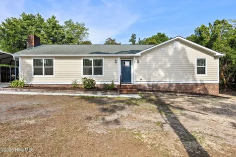 757 Silver Lake Road Wilmington NC 28412