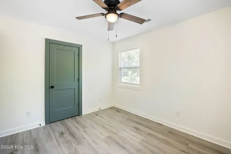 757 Silver Lake Road Wilmington NC 28412