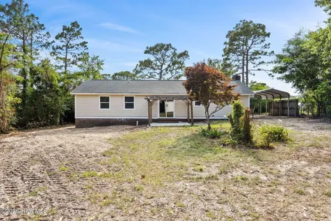 757 Silver Lake Road Wilmington NC 28412