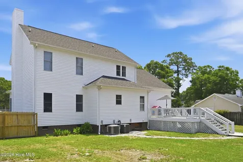 304 Marine Drive Sneads Ferry NC 28460