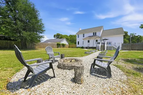 304 Marine Drive Sneads Ferry NC 28460