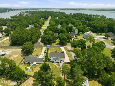 304 Marine Drive Sneads Ferry NC 28460