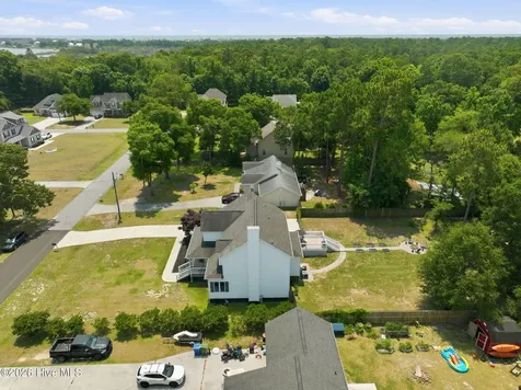 304 Marine Drive Sneads Ferry NC 28460