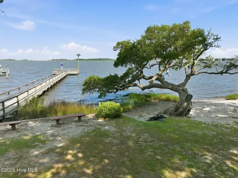 304 Marine Drive Sneads Ferry NC 28460