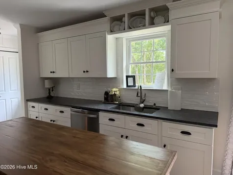 1642 Gause Landing Road SW Ocean Isle Beach NC 28469