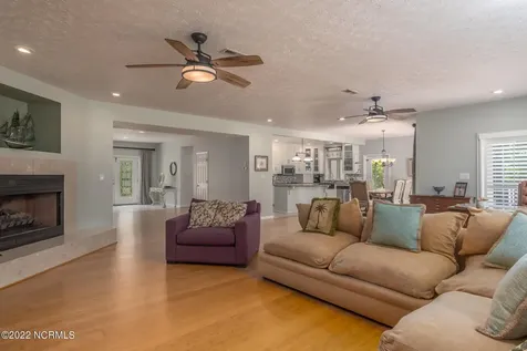 301 Sandy Point Drive Beaufort NC 28516